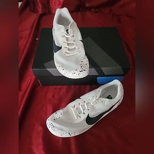 Size 11 - Nike Zoom Rival D 10 Phantom Oil GreyNew minor wear from storage